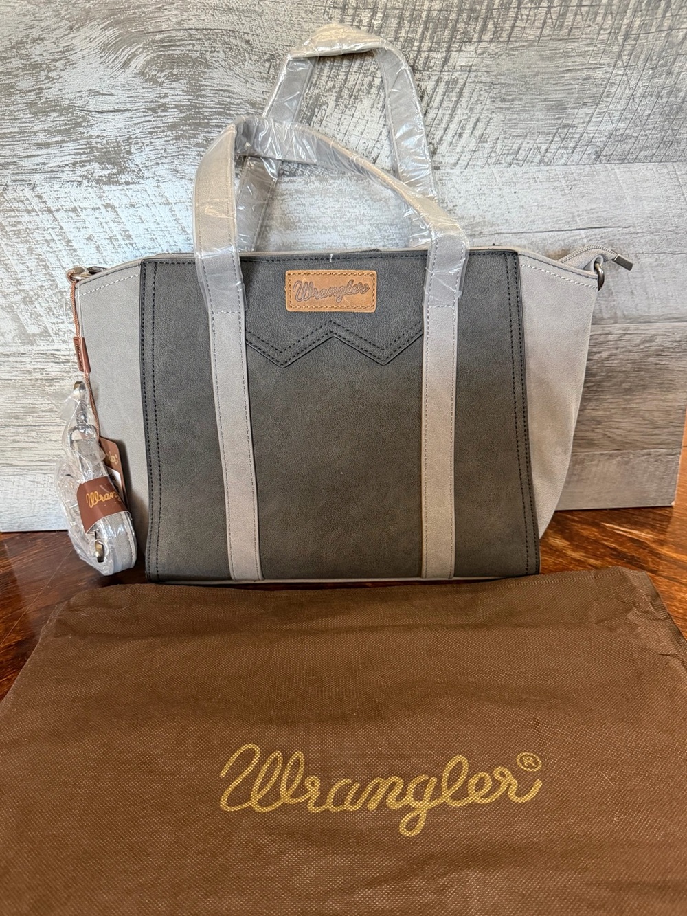 Wrangler Tote Bag NWT Two Toned Gray Western Cowgirl Shoulder Handbag Purse